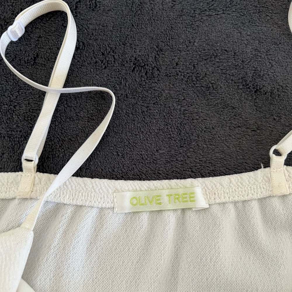Olive Tree Dress - Picture 3 of 4
